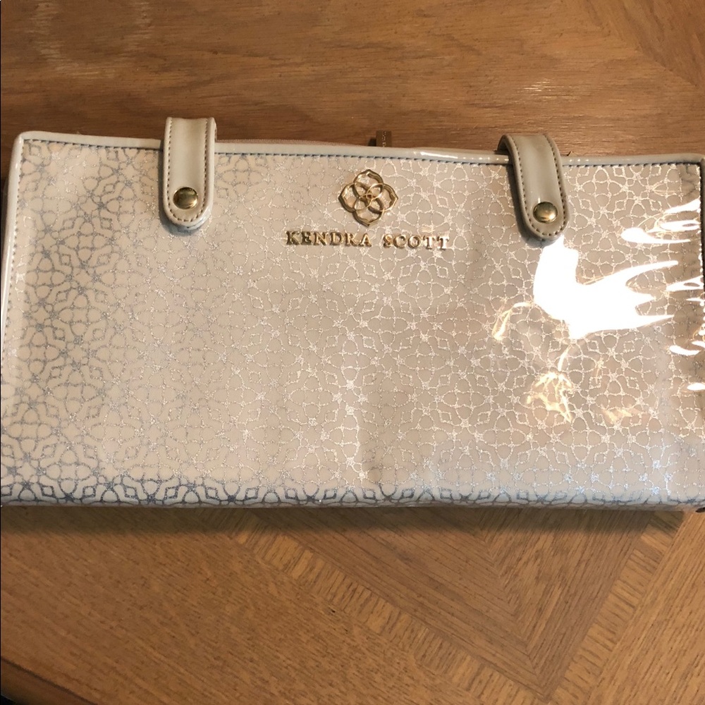 Kendra Scott jewelry holder